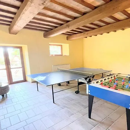 Todi By The Poolexclusive Poolwalk To Todi 5 Kmsrestaurant 05 Kmswifi Hotel