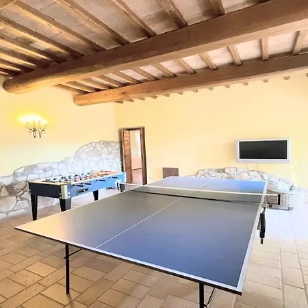 Todi By The Poolexclusive Poolwalk To Todi 5 Kmsrestaurant 05 Kmswifi Отель 4*
