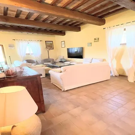 Todi By The Poolexclusive Poolwalk To Todi 5 Kmsrestaurant 05 Kmswifi Hotel 4*
