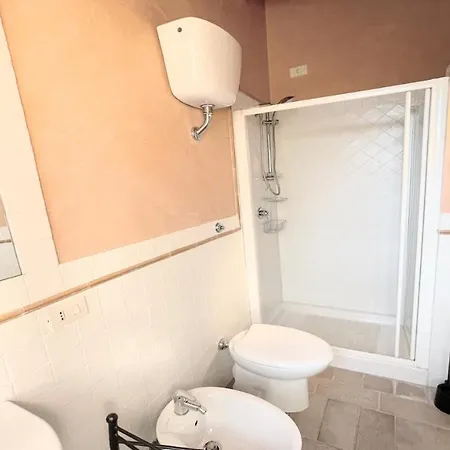 Hotel Todi By The Poolexclusive Poolwalk To Todi 5 Kmsrestaurant 05 Kmswifi