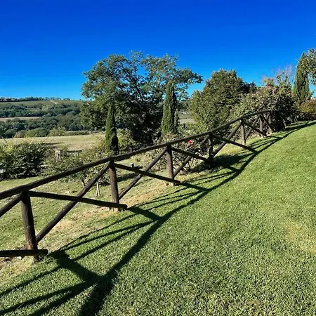 Todi By The Poolexclusive Poolwalk To Todi 5 Kmsrestaurant 05 Kmswifi Hotel